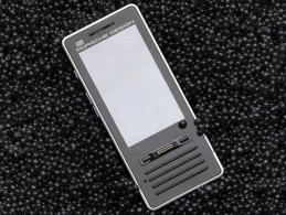 Porsche Design lanseaza un nou handset, P`9522